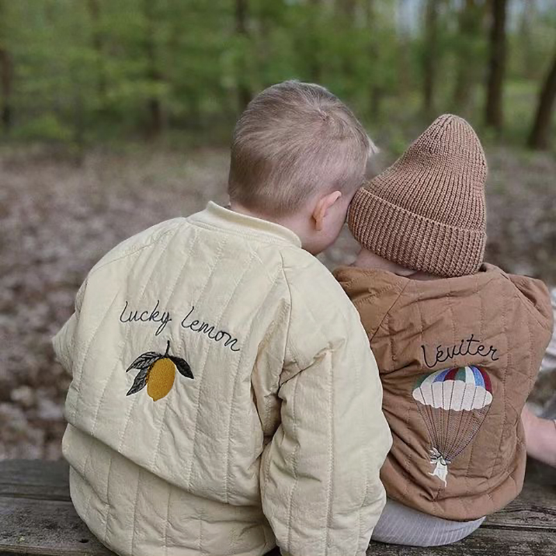 Vêtements pour enfants de 1 à  - Baby Clothing Zip avis et prix