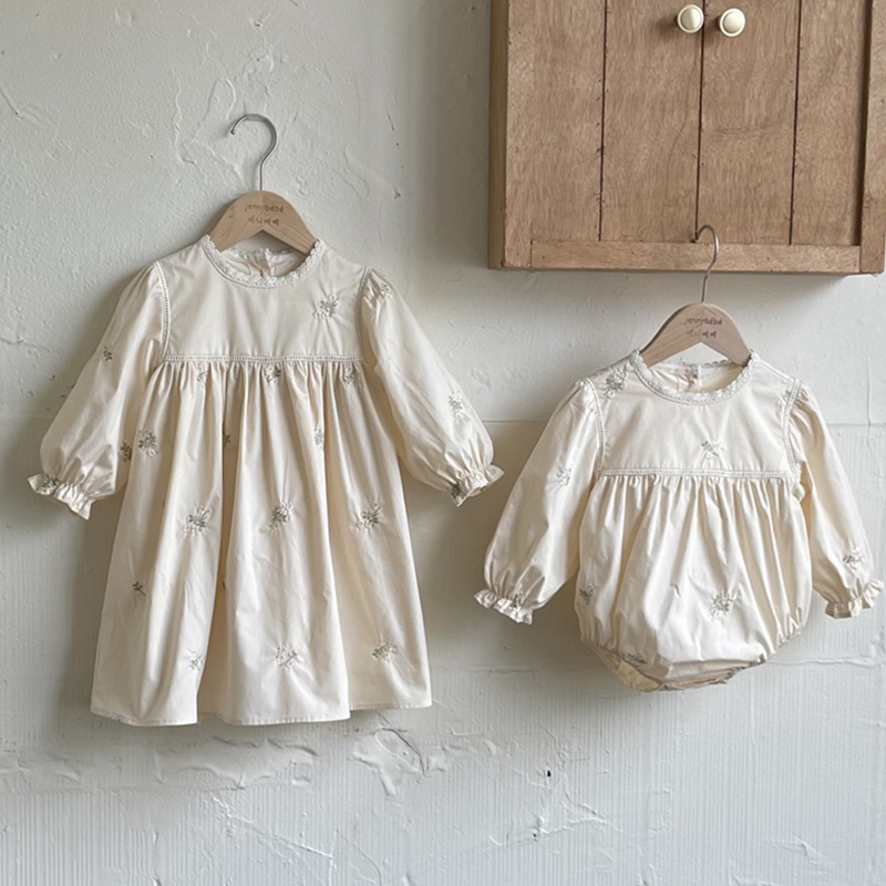 Tenue assortie couvertes pour  - Baby Clothing Patterns avis et prix